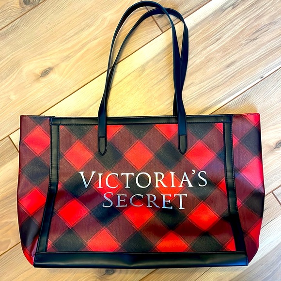 Victoria's Secret Handbags - Victoria Secret Tote 👜